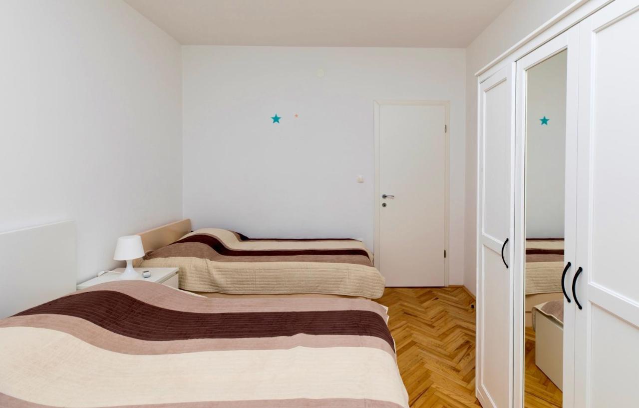 Apartments And Rooms Spiro Mimice Εξωτερικό φωτογραφία