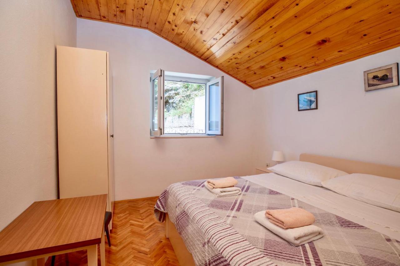 Apartments And Rooms Spiro Mimice Εξωτερικό φωτογραφία